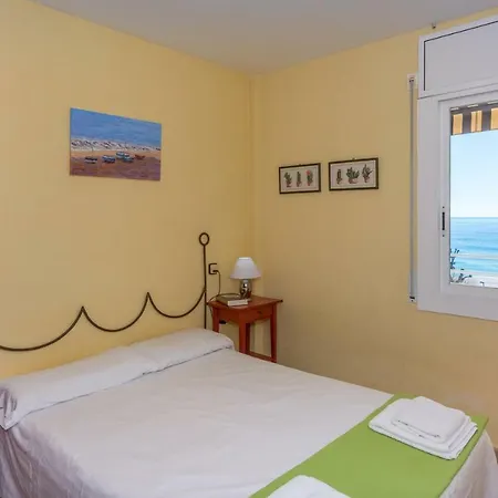 Homeholidaysrentals Perla *
